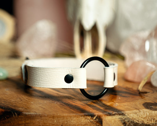 Real Leather Choker | Haphazard white Oring