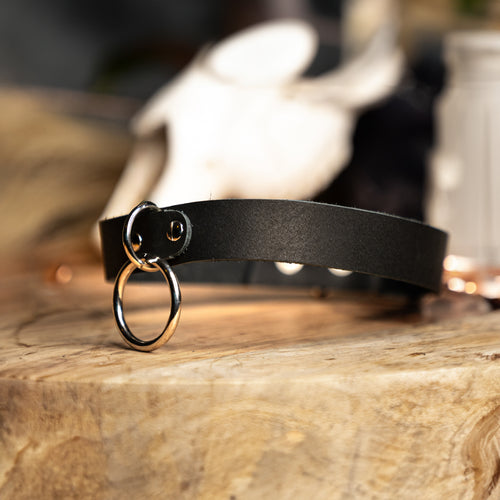 Black leather O-ring choker with silver hardware by Wandering Chaos
